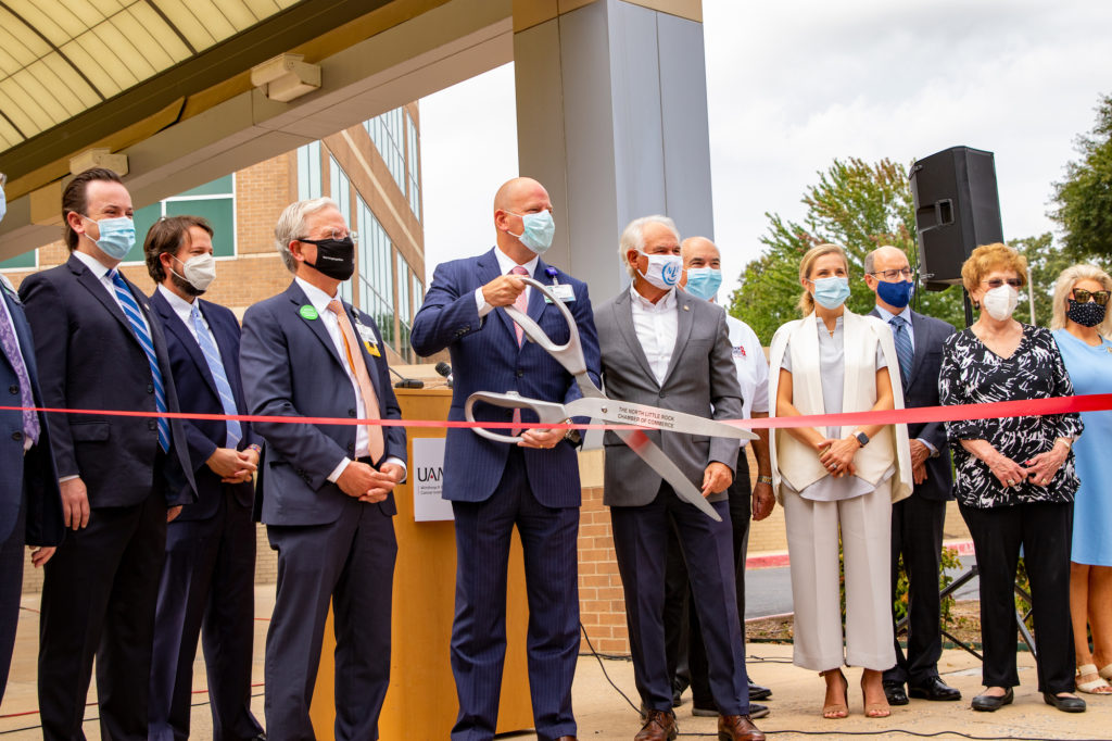 New UAMS Baptist Health Cancer Center Opens In North Little Rock ...